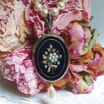 Schmuckset-Biedermeier-Onyx-Perlen